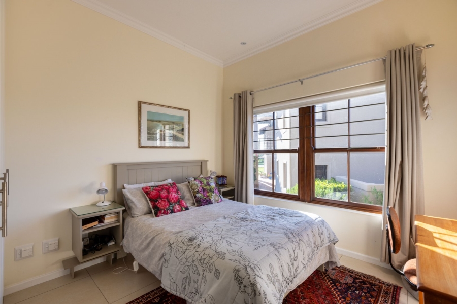 3 Bedroom Property for Sale in Whale Rock Gardens Western Cape